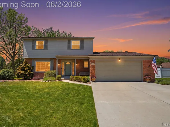 19021 Fairway St, Livonia, MI 48152