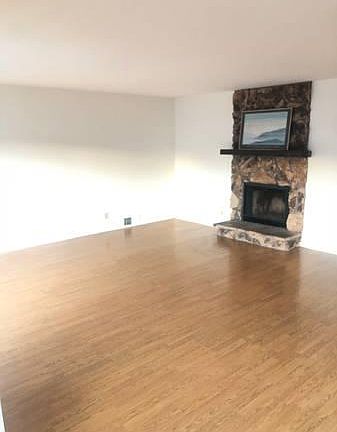 2nd image of 426 27th Ave