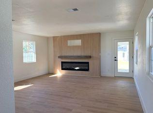 2304 Elgin Ave, Nederland, TX 77627