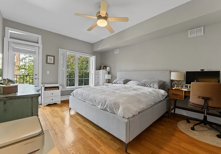 618 Jefferson St #2 — Photo 7