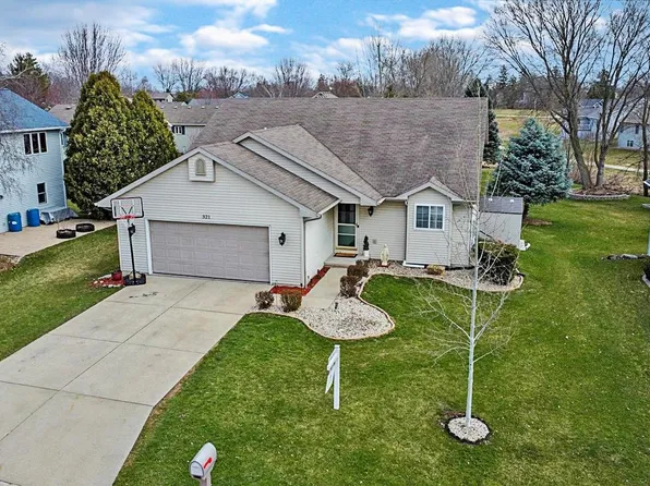 321 Ann St, Columbus, WI 53925