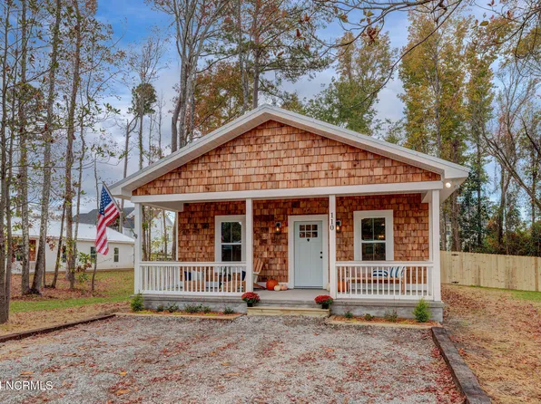 102 Cape Cottage Lane, Wilmington, NC 28401