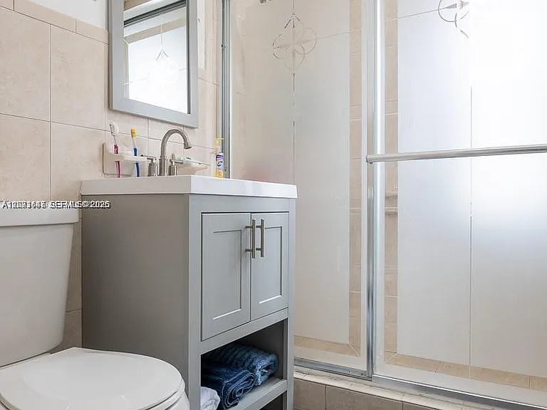 307 N 28th Ave — Photo 7