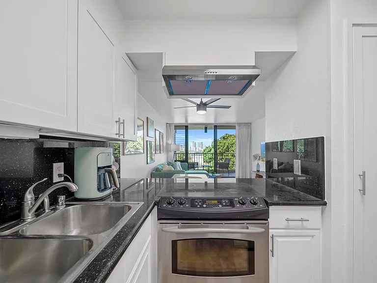 3138 Waialae Ave #414 — Photo 36