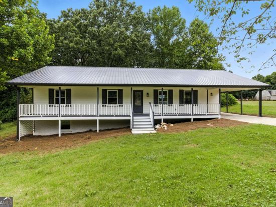 35 Jennifer Ln, Carrollton, GA 30116