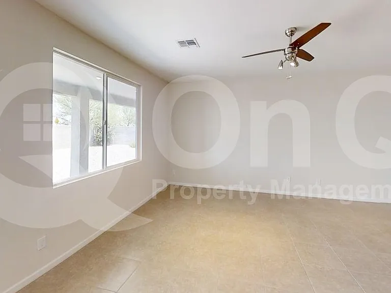 2050 E Piedmont Pl — Photo 9