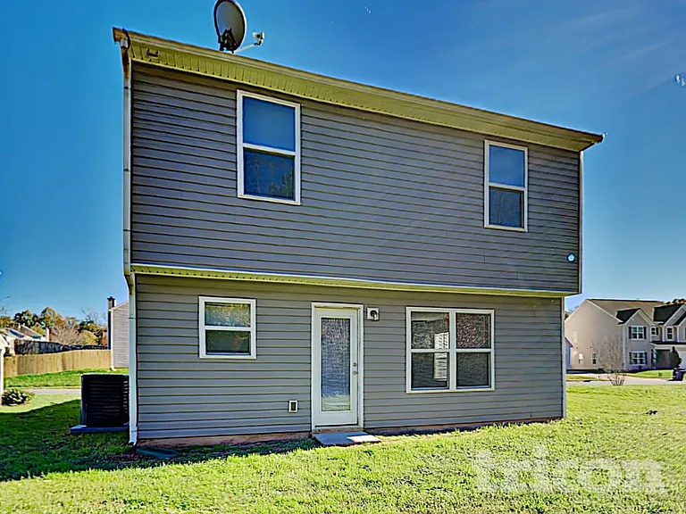 9415 Bradstreet Commons Way — Photo 14