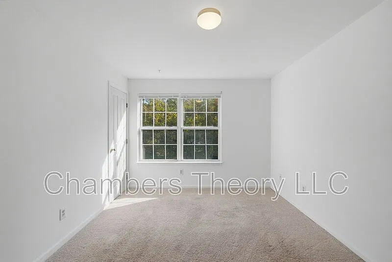 2 bed, 2.0 bath, 1130 sqft, $2,300 — Photo 4