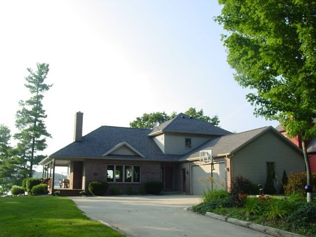 1st image of 1964 Stony Point Dr