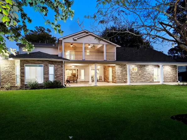 13115 Mission Valley Dr, Houston, TX 77069