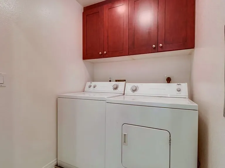 In Unit Washer and Dryer