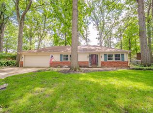 2613 W Queensbury Rd, Muncie, IN 47304