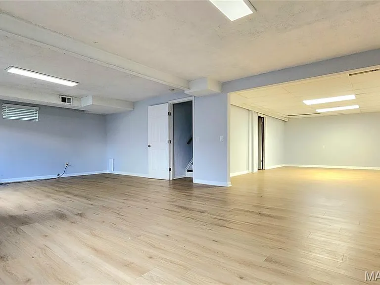 809 Bordeaux Ct — Photo 12