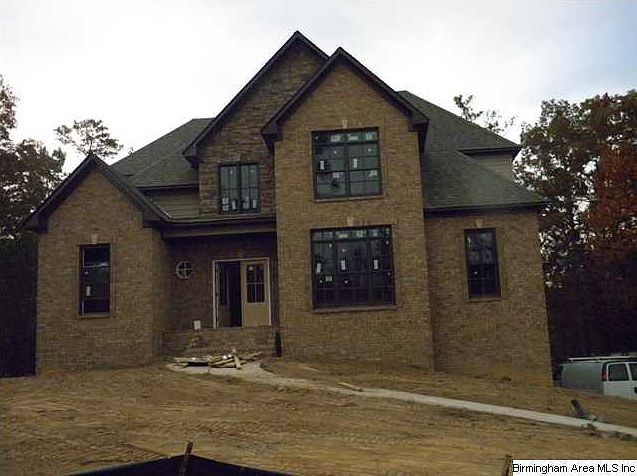 2nd image of 408 Grey Oaks Way