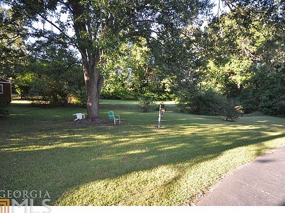 4th image of 160 Hillsdale Dr