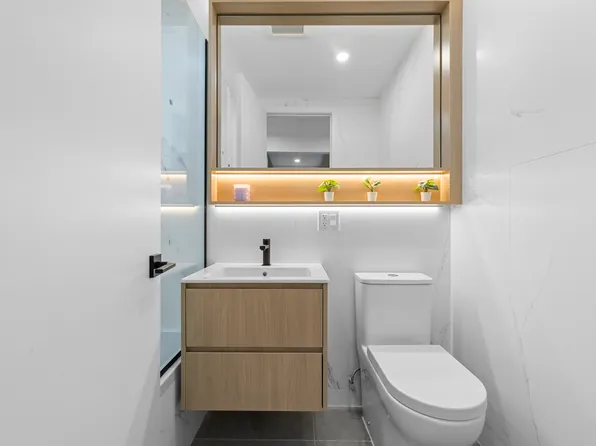 366 Harman Street image 30 of 54