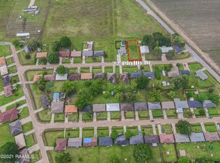 Phyllis Dr, New Iberia, LA 70560