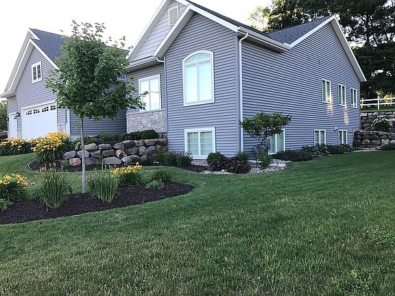 5th image of 454 Matterhorn Dr
