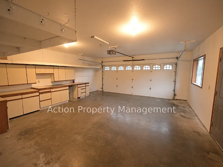 40 Brittany Ln — Photo 11