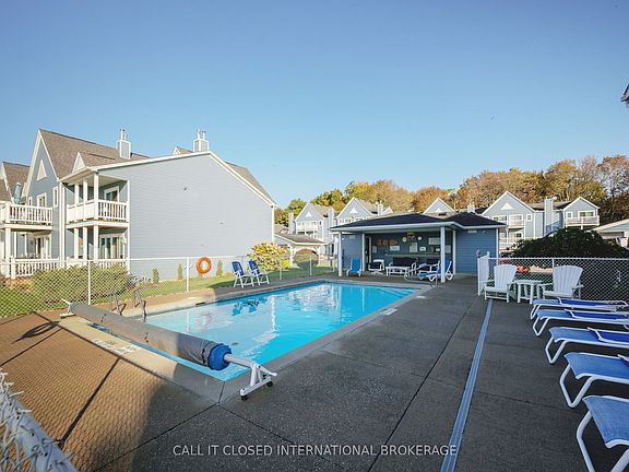 3rd image of 374 Front St #32
