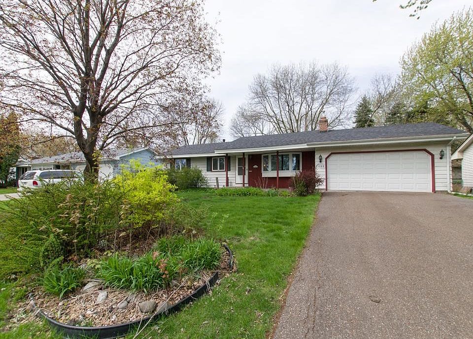 Convenient New Brighton location,  off 14th St between Silver Lake Rd and Long Lake Rd and just blocks to highway access, parks, and schools!