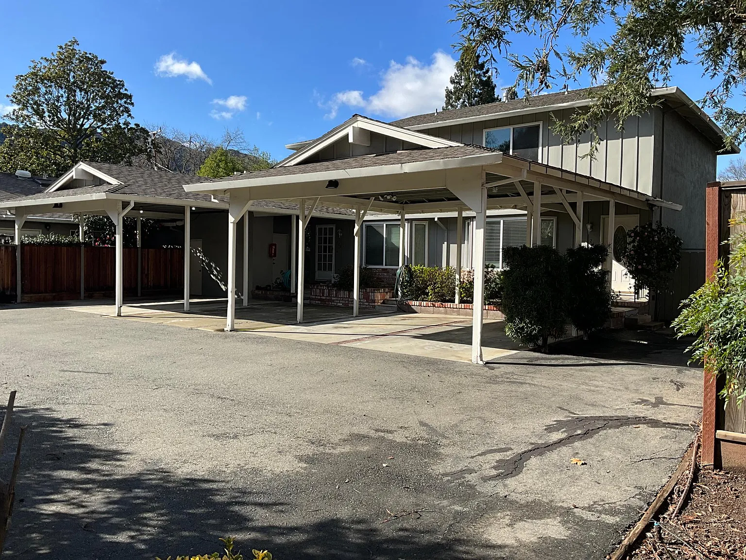 218 El Dorado Ave — Photo 3