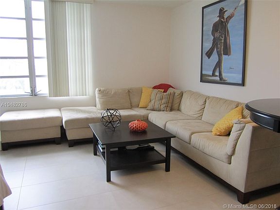 4th image of 1000 West Ave APT 322