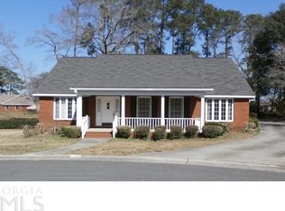 106 Oak Pointe Dr, Dublin, GA 31021