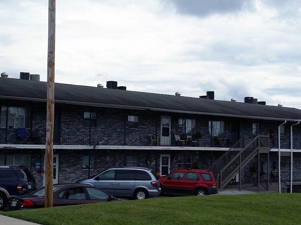 Exterior of Apartment Complex