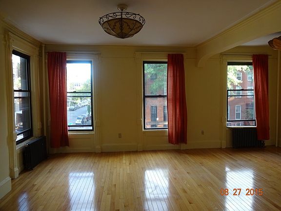 2nd image of 76 S Portland Ave APT 2