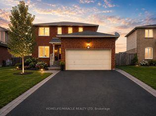 67 Livingstone St W, Barrie, ON L4N 7J2