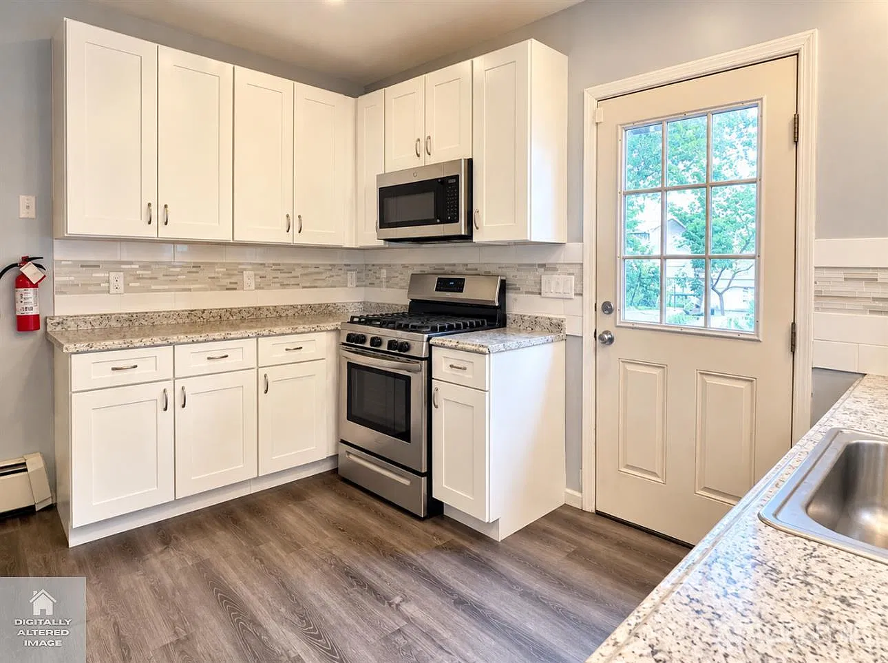 3 bed, 1.5 bath, 1760 sqft, $4,400 — Photo 3