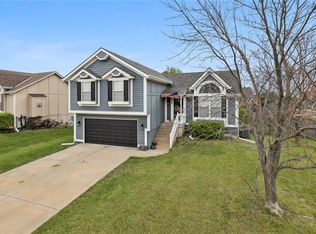 699 S Sumac St, Gardner, KS 66030