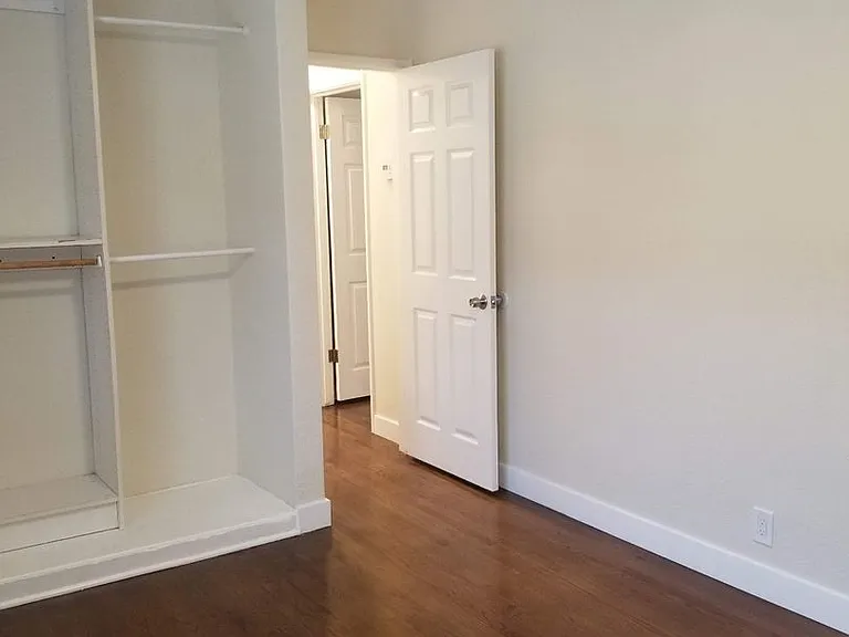 10519 Crenshaw Blvd — Photo 12