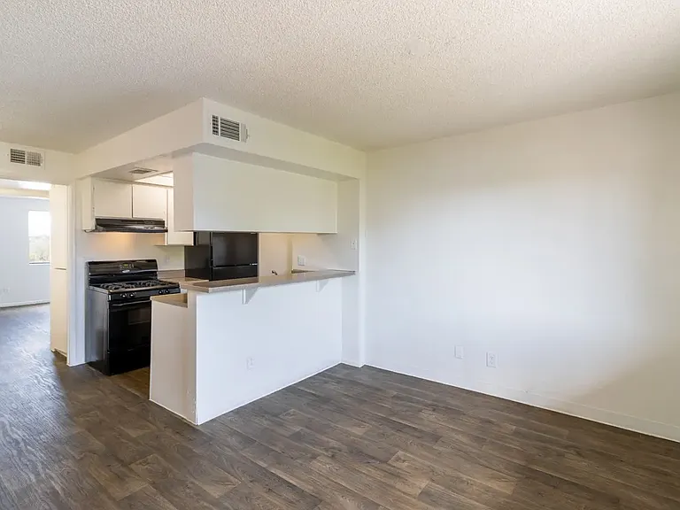 The Residences At Camelback West — Photo 14