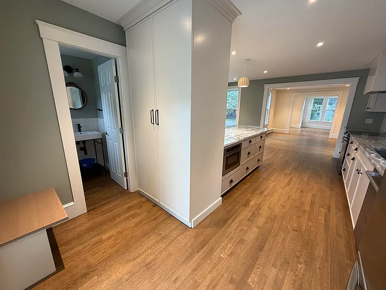 15 Gill St — Photo 14