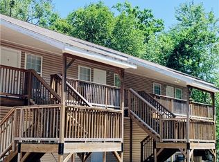 1677 W Neptune St APT 1, Fayetteville, AR 72701