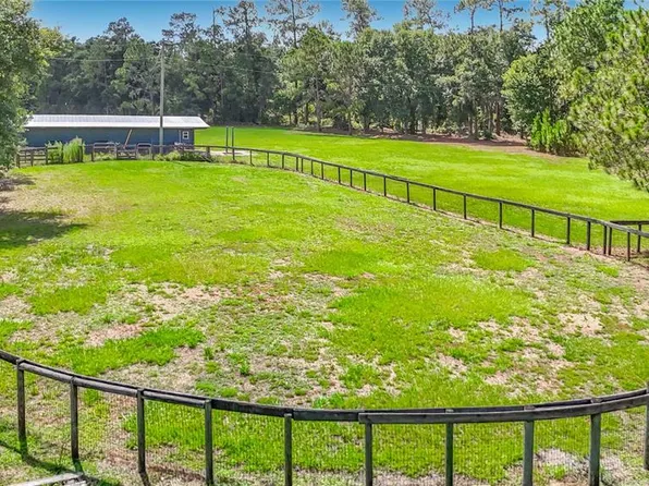 8338 Handcart Rd, Wesley Chapel, FL 33545