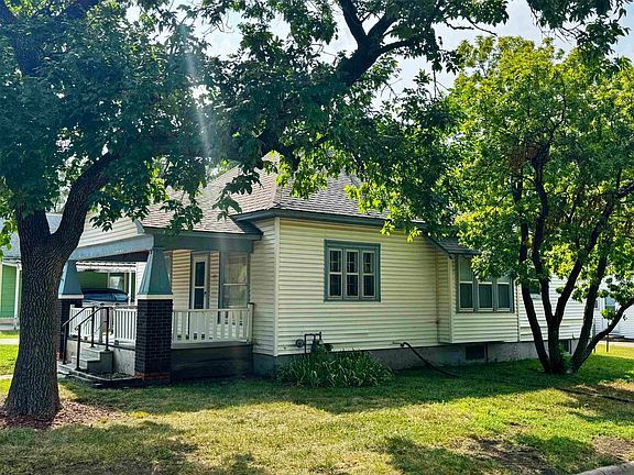 3rd image of 131 SW 5th St
