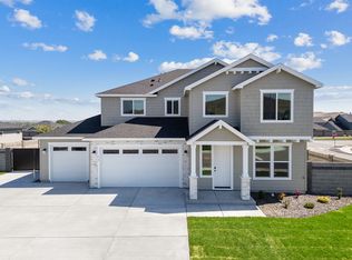 612 Constance Ave, West Richland, WA 99353