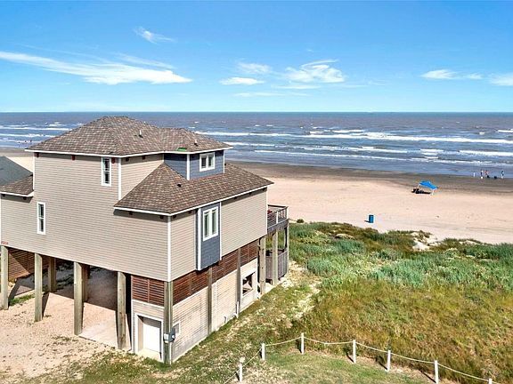 3rd image of 21234 Gulf Dr