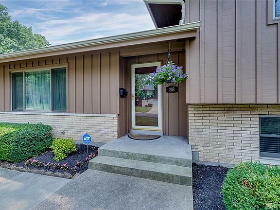 4th image of 258 Zengel Dr