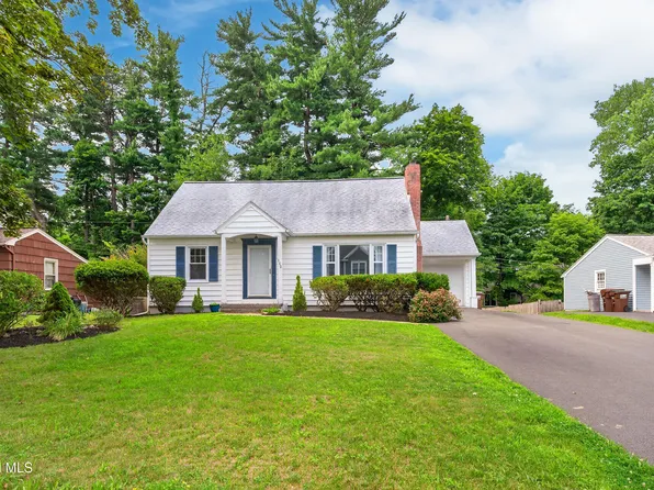142 Fernbank Avenue, Delmar, NY 12054