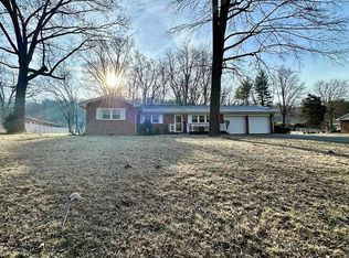 565 Spring Valley Rd, Bristol, VA 24201