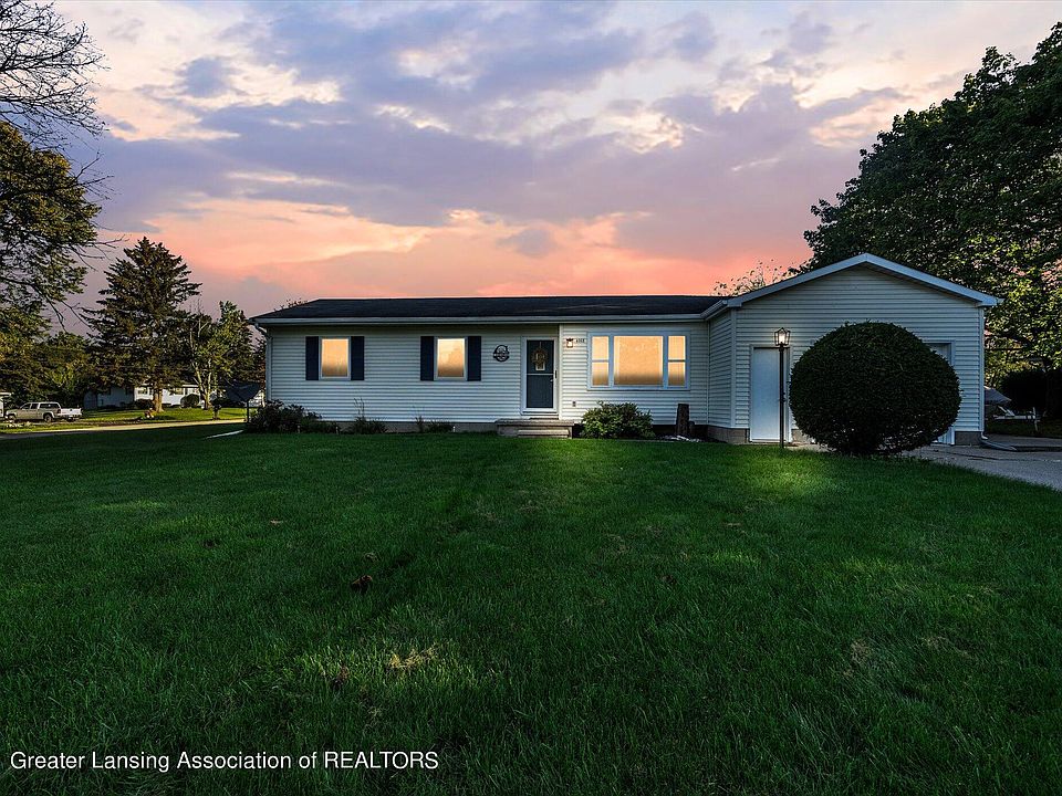 1st image of 4068 S Pine Dell Dr