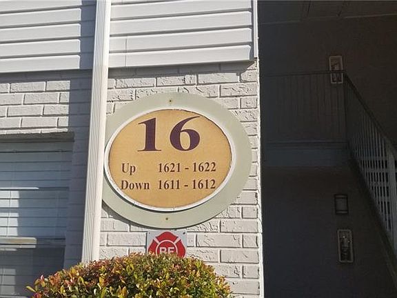 2nd image of 7210 N Manhattan Ave APT 1622
