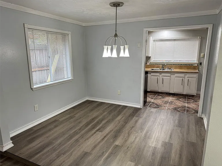 23115 Ludgate Dr — Photo 6