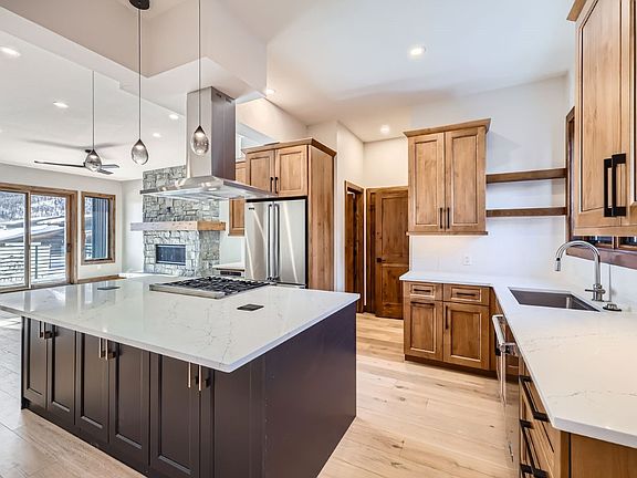 5th image of 309 Galena Street UNIT 2