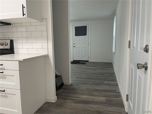 5th image of 155 Malden Rd