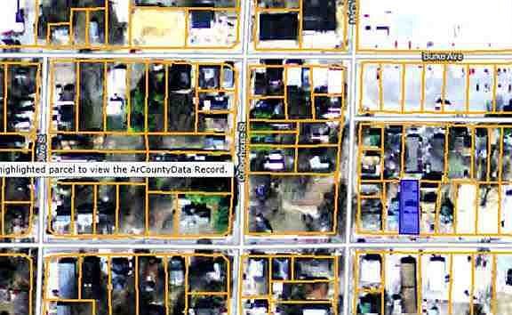 2nd image of 632 W Huntington Ave